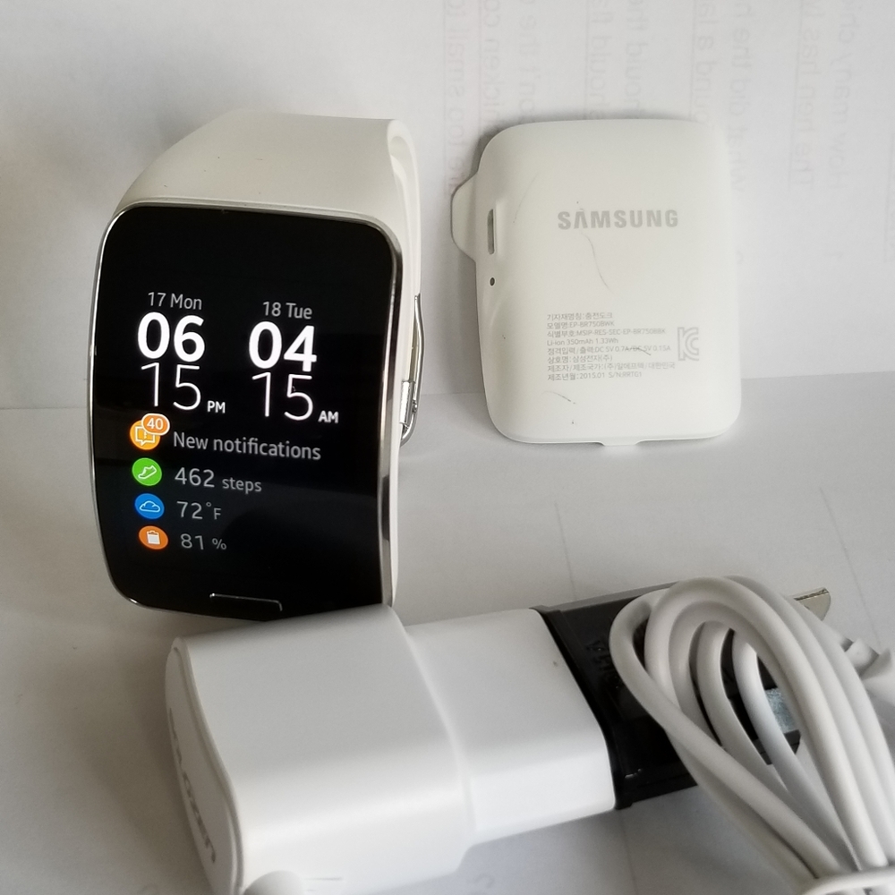 Rarely Used Samsung Gear S Smart Watch